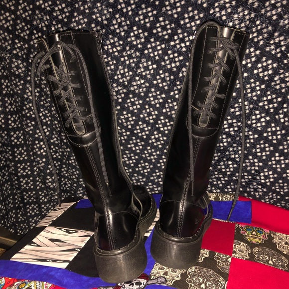 Dr. Martens Shoes - 🔥Dr Marten 3A34 VINTAGE size 6 UK 8 US MIE tall zip side lace back platform 🔥